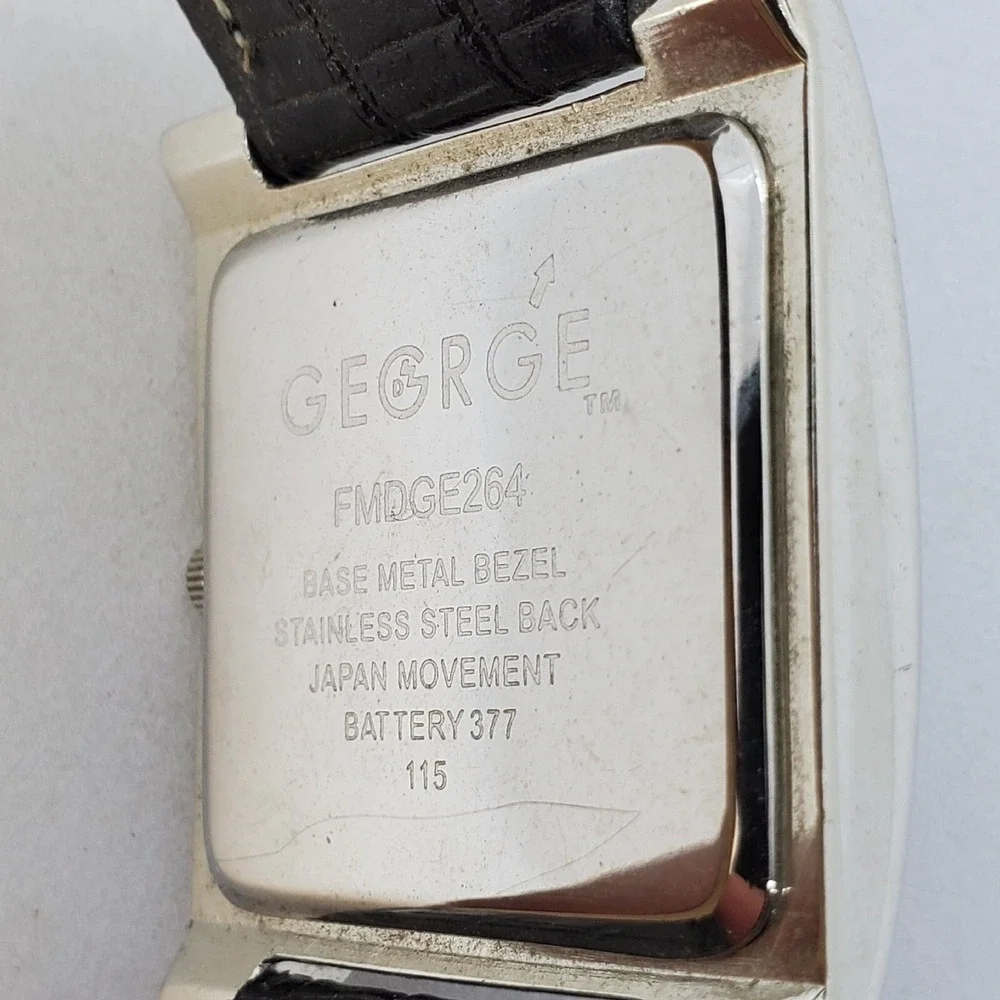 GEGRGE 38MM Women's Watch Crystal Bezel Black Leather Band Straps New Battery‎